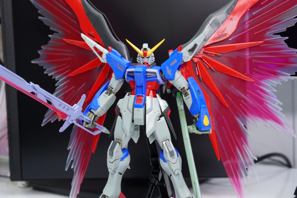 MG 1/100 ZGMF-X42S 데스티니 건담 (익스트림 블래스트 모드)